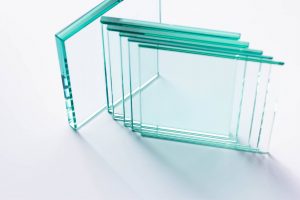 Verre clair sur mesure de 4mm à 19mm aubagne
